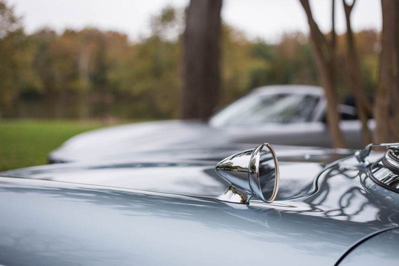 Illustration for article titled The Mercedes-AMG GT C Roadster And Mercedes-Benz 300SL Roadster Both Hail From A Golden Age